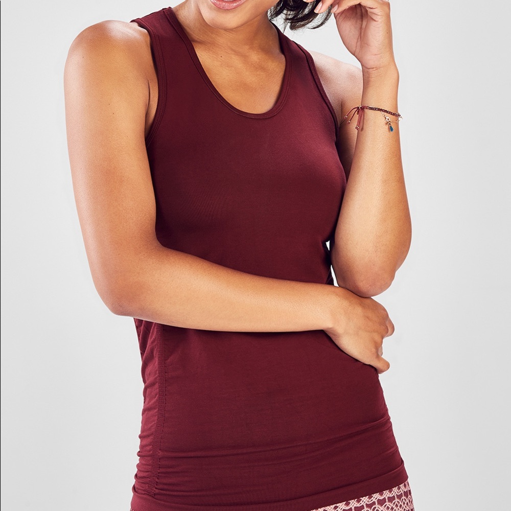 NWT Fabletics red tank top - medium